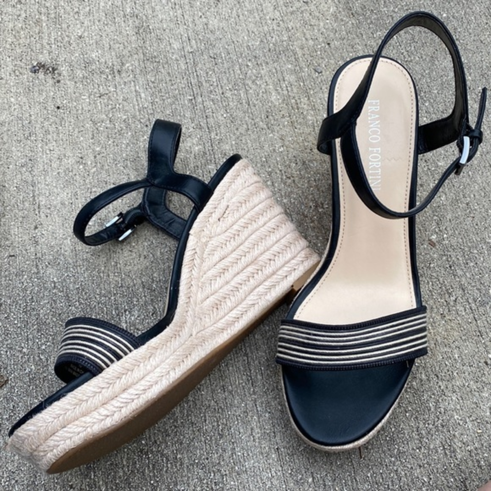 NWOT Franco‎ Fortini wedge sandal 10